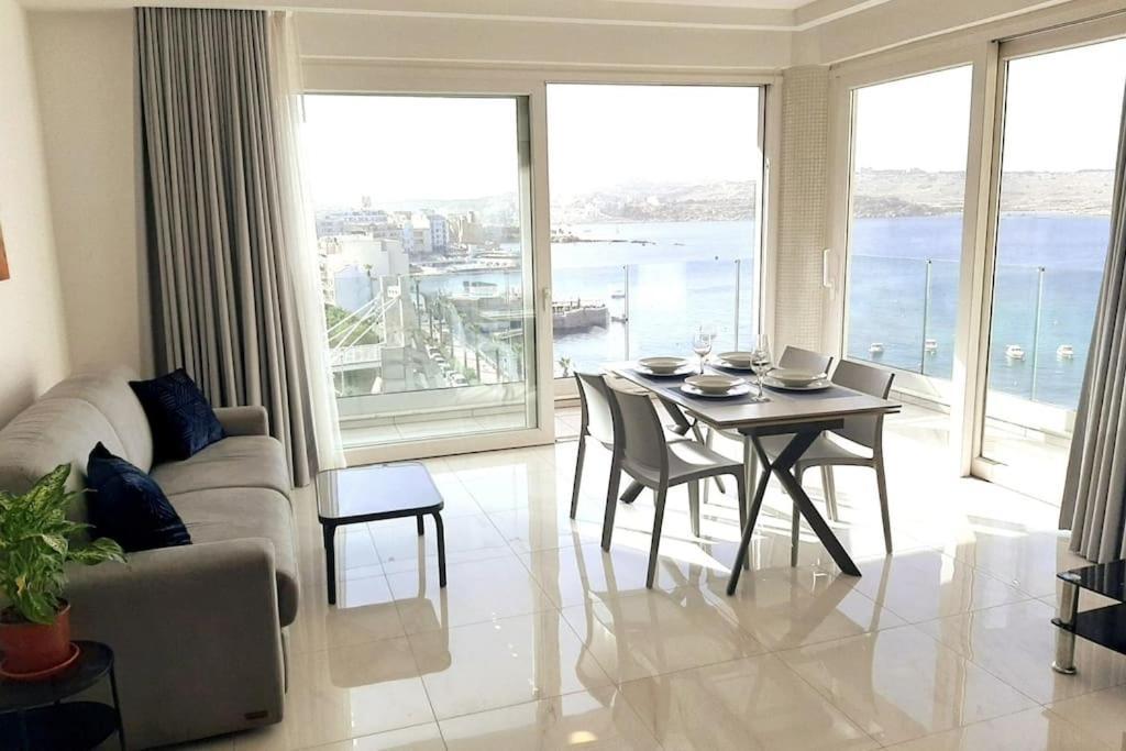 New Seafront Apartment - Spectacular Views St. Paul's Bay Exterior photo